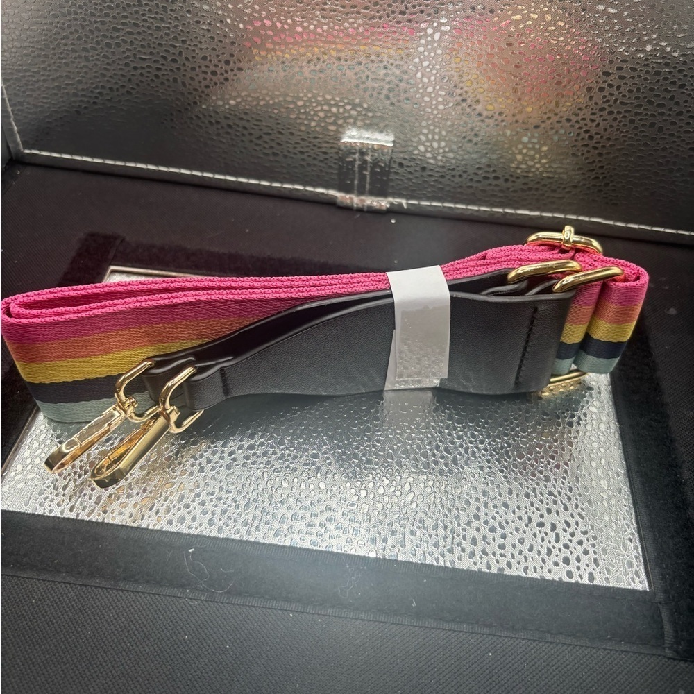 Stylish Multicolor Strap with Gold Accents